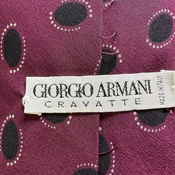 Giorgio Armani Purple-Maroon Designer Tie - Picture 2 of 9